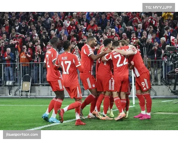 拜仁边中结合战术炉火纯青 奥利塞与迪亚斯两翼齐飞